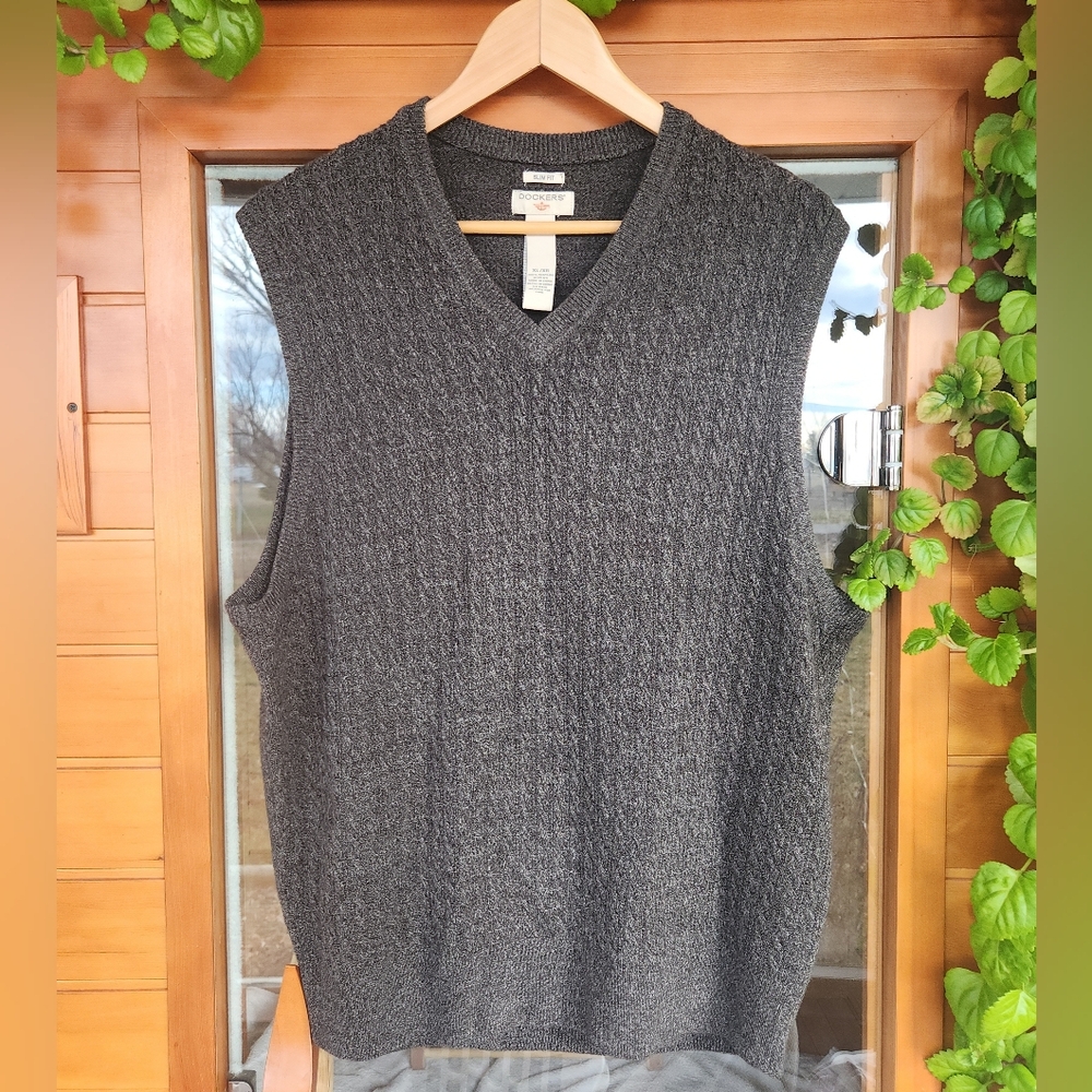 Dockers Cable Knit Charcoal V-Neck Sweater Vest XL